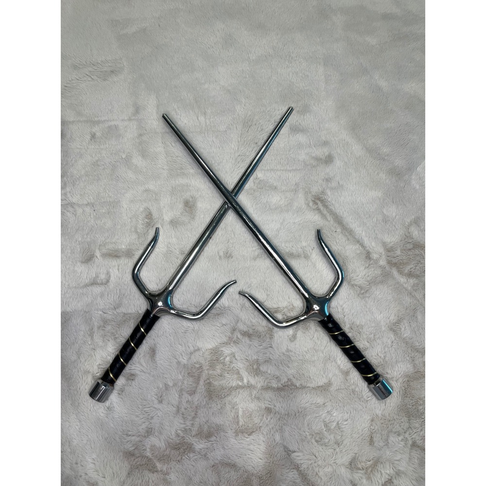 Martial Arts Sai Pair Chrome Metal Training Weapons Black Gold Wrap Silver 18in